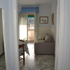 Flat Tigullio&garage Appartamento